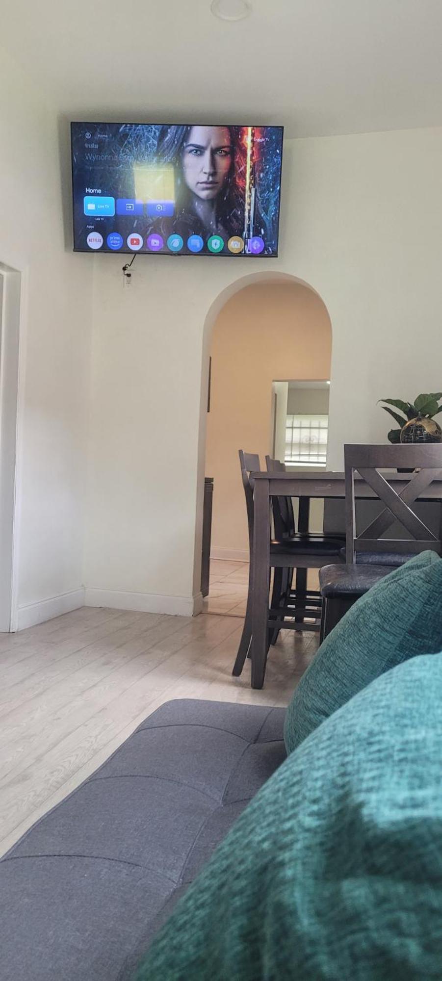 Large, Central, Lovely & Cozy 4Bed/2Bath - House By Everbank Stadium Jacksonville Luaran gambar