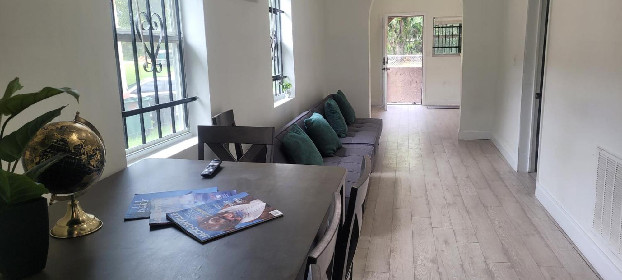 Large, Central, Lovely & Cozy 4Bed/2Bath - House By Everbank Stadium Jacksonville Luaran gambar