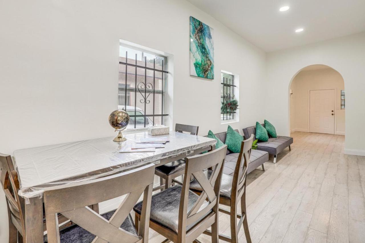 Large, Central, Lovely & Cozy 4Bed/2Bath - House By Everbank Stadium Jacksonville Luaran gambar