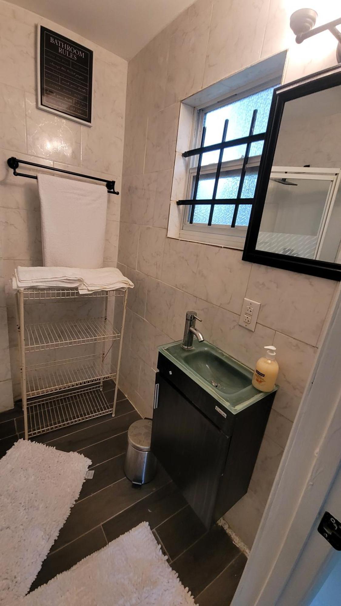 Large, Central, Lovely & Cozy 4Bed/2Bath - House By Everbank Stadium Jacksonville Luaran gambar